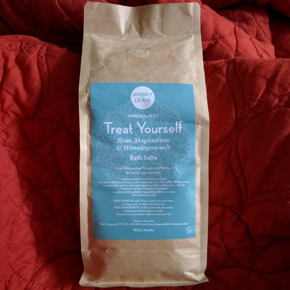 NWOT Audrey and Lewis Treat Yourself Bath Salts